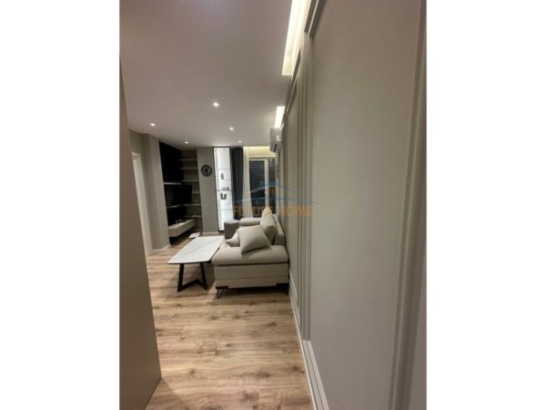 Tirane, jepet me qera apartament 1+1 Kati 3, 60 m² 550 € (Rruga Dritan Hoxha)