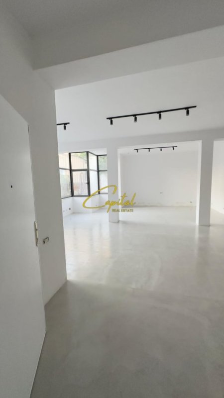Tirane, jepet me qera ambjent biznesi Kati 0, 100 m² 850 € (QENDER)