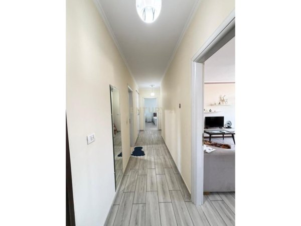 Tirane, jepet me qera apartament 2+1 Kati 5, 112 m² 550 € (Astir)