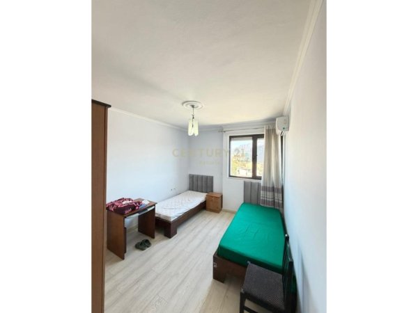 Tirane, jepet me qera apartament 2+1 Kati 5, 112 m² 550 € (Astir)