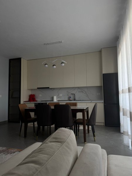 Tirane, jepet me qera apartament 1+1+Ballkon Kati 9, 100 m² 700 € (River Residence)