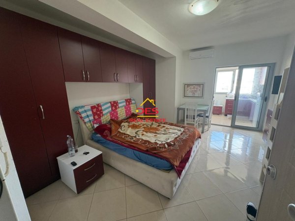 Vlore, shitet garsonier Kati 9, 34 m² 58.000 € (Rruga 1 Maji)