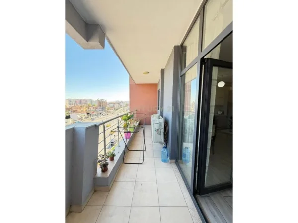 Tirane, jepet me qera apartament 2+1+Aneks+Ballkon Kati 5, 112 m² 550 € (Astir)