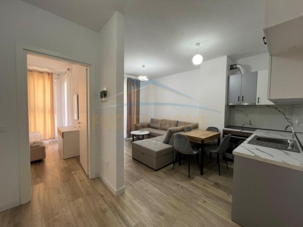Tirane, jepet me qera apartament 1+1 Kati 2, 51 m² 400 € (Kompleksi Univers City)