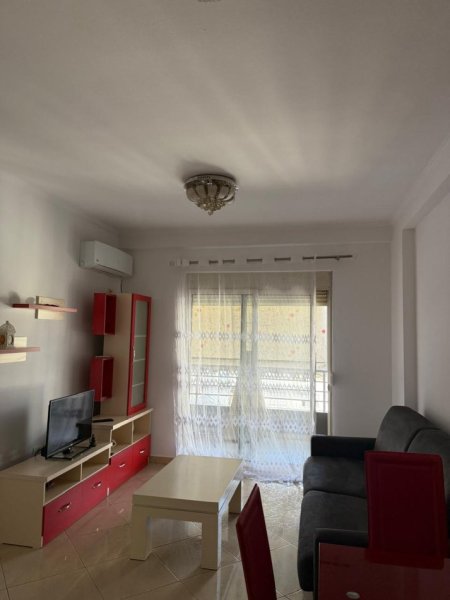Tirane, jepet me qera apartament 1+1+Ballkon Kati 7, 60 m² 450 € (Astir/Rruga Tom Plezha)