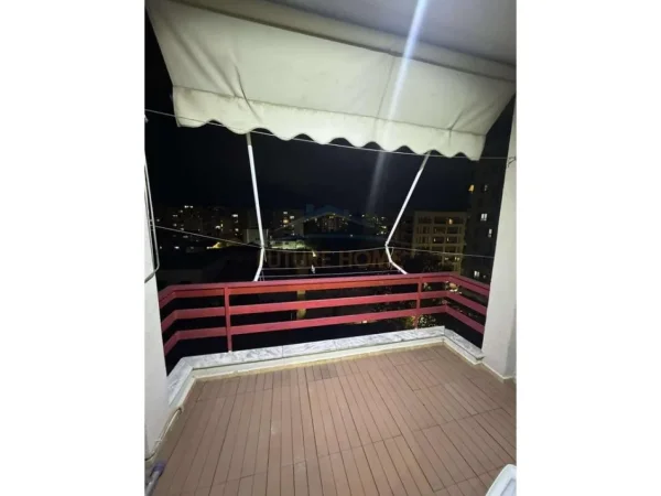 Shqiperi, shitet apartament 2+1 Kati 6, 95 m² (5 maji)