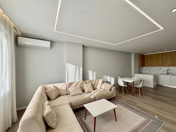 Tirane, jepet me qera apartament 1+1 Kati 3, 75 m² 600 € (Stacioni i Trenit, Tiranë)