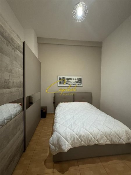 Tirane, jepet me qera apartament 1+1 Kati 1, 70 m² 550 € (RRUGA E DIBRES)