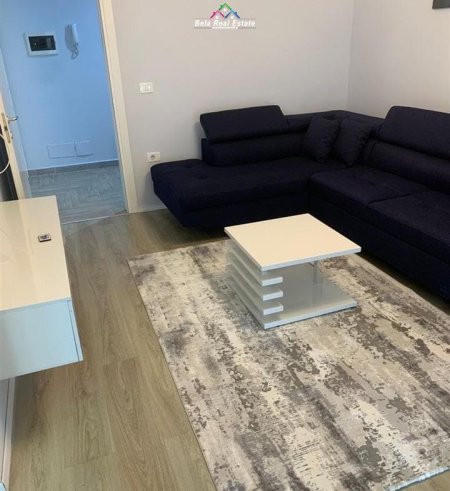 Tirane, jepet me qera apartament 2+1 Kati 2, 90 m² 700 € (Rruga Ndre Mjeda)