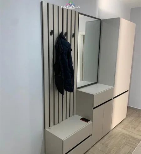 Tirane, jepet me qera apartament 2+1 Kati 2, 90 m² 700 € (Rruga Ndre Mjeda)