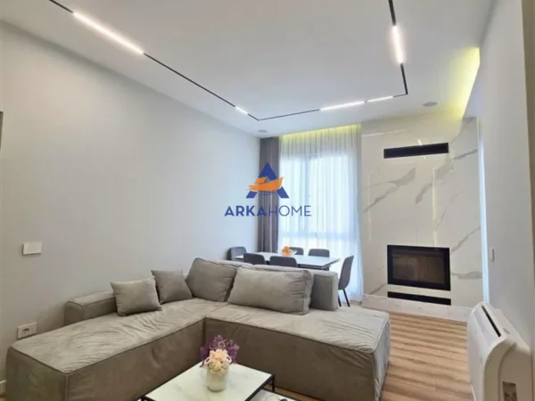 Tirane, jepet me qera apartament 1+1+Ballkon Kati 3, 76 m² 1.400 € (LIQENI I THATE)