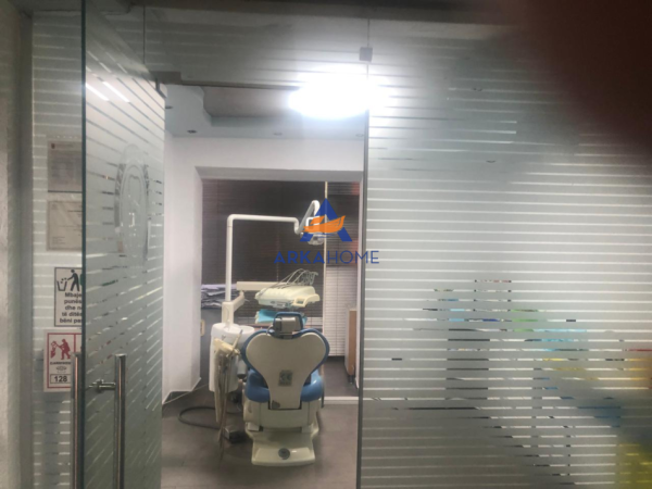 Tirane, shitet ambjent biznesi Kati 2, 70 m² 155.000 € (MEDRESEJA)