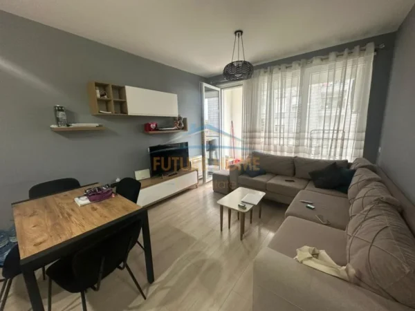 Tirane, jepet me qera apartament 2+1 Kati 5, 96 m² 700 € (Don Bosko)