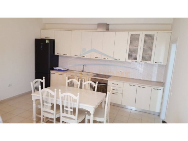 Gjiri Lalezit | Hamallaj, shitet apartament 1+1 Kati 1, 51 m² 135.000 € (Lura 1, Gjiri i Lalzit)
