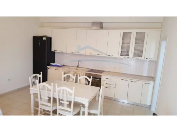 Gjiri Lalezit | Hamallaj, shitet apartament 1+1 Kati 1, 51 m² 135.000 € (Lura 1, Gjiri i Lalzit)