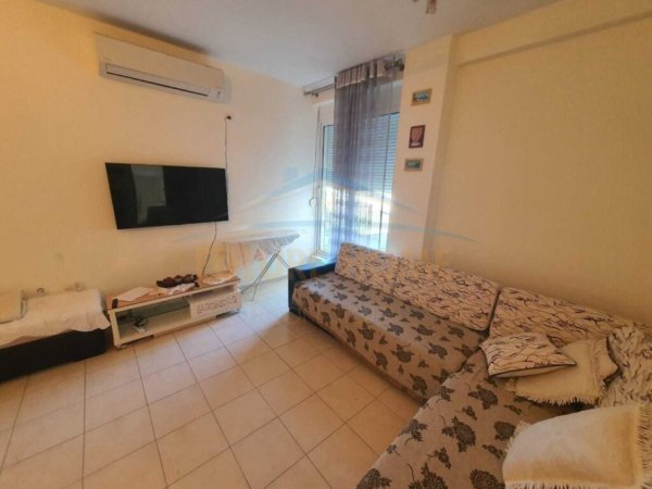 Gjiri Lalezit | Hamallaj, shitet apartament 1+1 Kati 1, 51 m² 135.000 € (Lura 1, Gjiri i Lalzit)