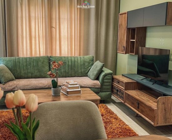 Tirane, jepet me qera apartament 1+1+Ballkon Kati 3, 73 m² 600 € (5 Maji)