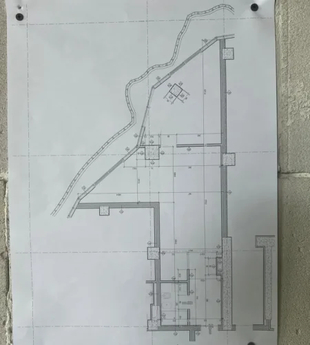 Tirane, jepet me qera ambjent biznesi Kati 11, 96 m² 1.600 € (Ambient për Zyra me Qira ne Qender te Tiranes)