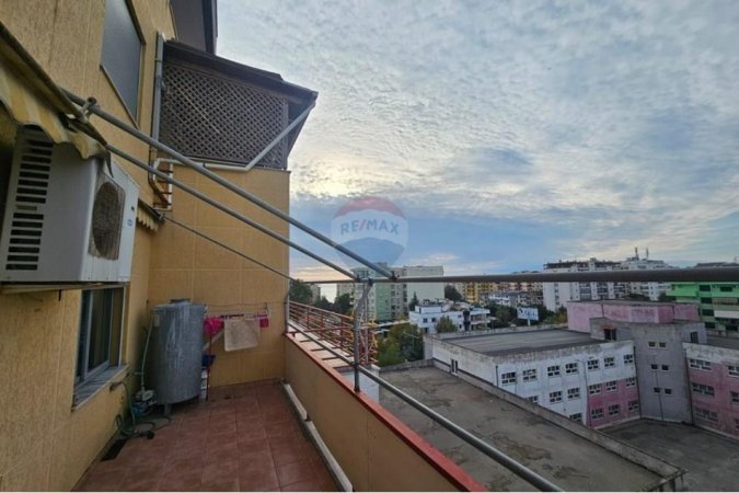 Durres, shitet apartament 2+1 Kati 6, 80 m² 140.000 € (Lagjja 13, Qendër, Durrës)