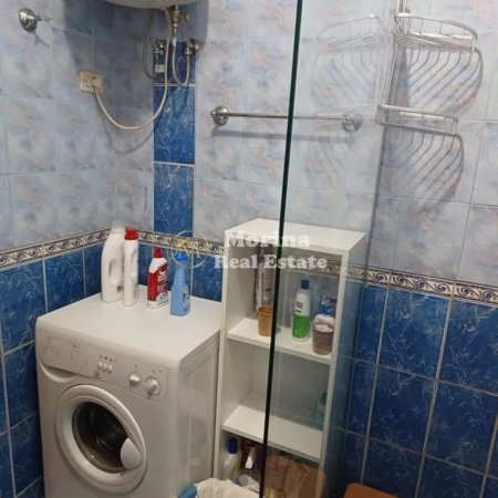 Tirane, jepet me qera apartament 2+1 Kati 8, 100 m² 650 € (Rruga Xhemal Tafaj)