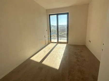 Tirane, shitet apartament 2+1 Kati 8, 102 m² 168.000 € 