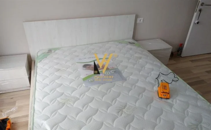 Tirane, jepet me qera apartament 1+1 Kati 4, 60 m² 480 € (KOMPLEKSI DEMNERI)