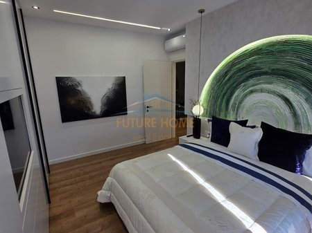 Tirane, shitet apartament 2+1 Kati 8, 90 m² 297.000 € 