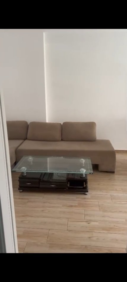 Tirane, shitet apartament 1+1 Kati 2, 136.000 € 