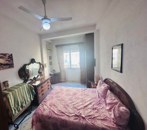 Tirane, jepet me qera apartament 1+1+Ballkon Kati 3, 70 m² 450 € (5 maji)