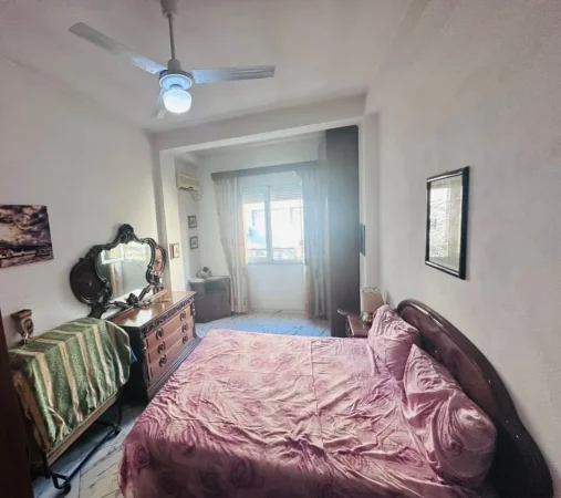 Tirane, jepet me qera apartament 1+1+Ballkon Kati 3, 70 m² 450 € (5 maji)