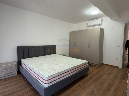 Tirane, jepet me qera apartament 1+1 Kati 2, 81 m² 650 € 