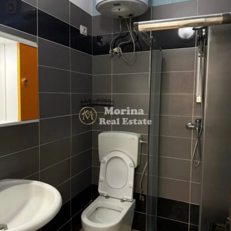 Tirane, jepet me qera shtepi 1+1 Kati 1, 50 m² 300 € (Sauk)