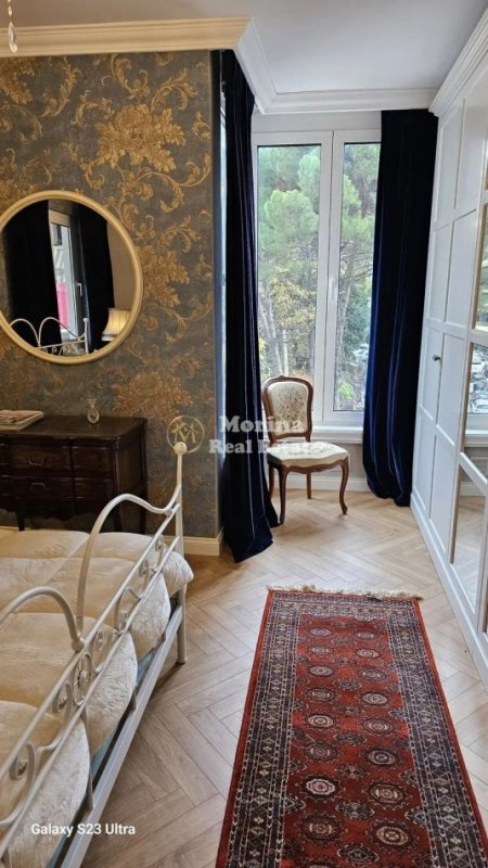 Tirane, shitet apartament 2+1 Kati 3, 140 m² 650.000 € (Stadiumi Air Albania)