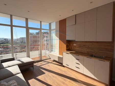 Tirane, shitet apartament 1+1 Kati 7, 61 m² 93.000 € 