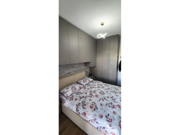 Tirane, shitet apartament 1+1 Kati 0, 50 m² 82.000 € (fresk)