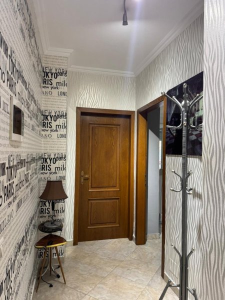 Tirane, jepet me qera apartament 1+1+Ballkon Kati 4, 70 m² 550 € (Liqeni i Thate) MLS # 530581007-91