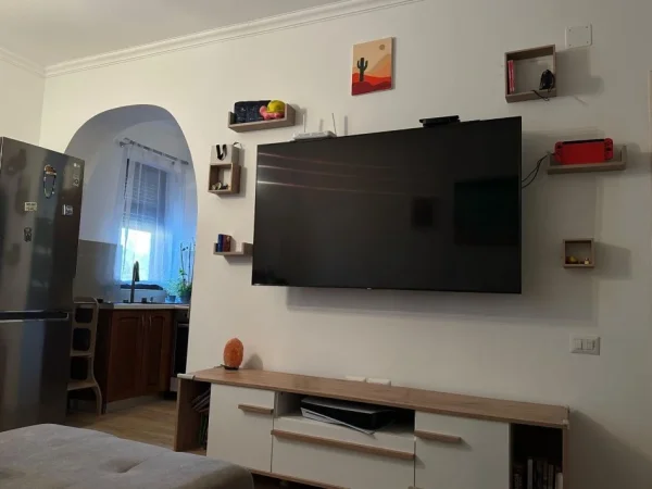 Tirane, shitet apartament 1+1 Kati 5, 69 m² 150.000 € (Myslym Shyri)