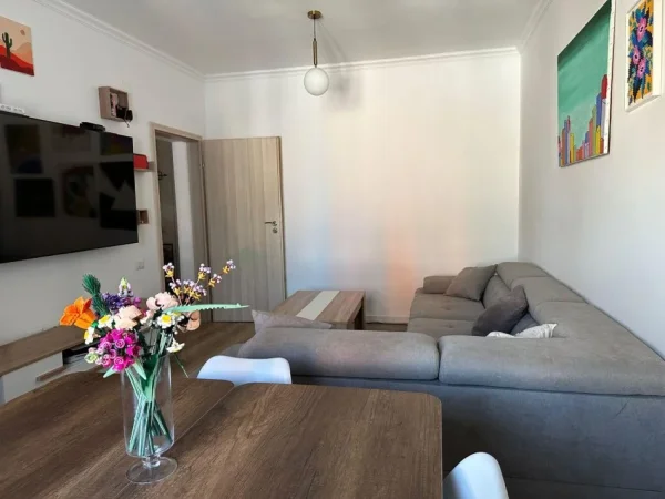 Tirane, shitet apartament 1+1 Kati 5, 69 m² 150.000 € (Myslym Shyri)