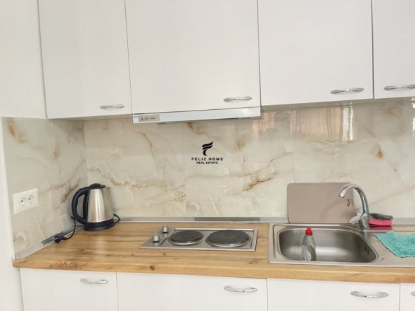 Tirane, jepet me qera apartament 2+1 Kati 1, 100 m² 550 € (ASTIR)