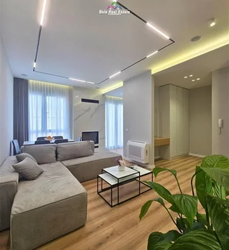 Tirane, jepet me qera apartament 1+1+Ballkon Kati 3, 76 m² 1.300 € (liqeni i thate)