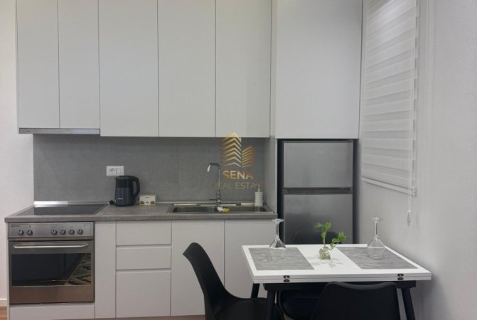 Tirane, jepet me qera apartament 1+1 Kati 1, 60 m² 600 € (Rruga e Durresit)