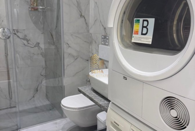 Tirane, jepet me qera apartament 1+1 Kati 1, 60 m² 600 € (Rruga e Durresit)