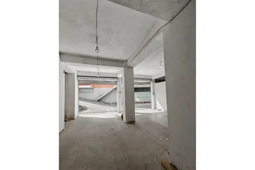 Tirane, shes ambjent biznesi Kati 0, 414 m² 331.520 € (fresku) MLS # 530581008-47