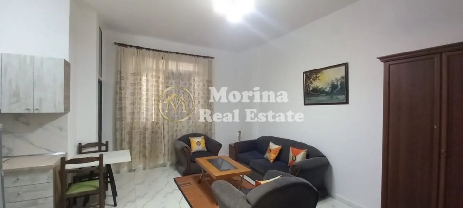 Tirane, jepet me qera garsonier 1+1 Kati 1, 45 m² 340 € (Shkoze)
