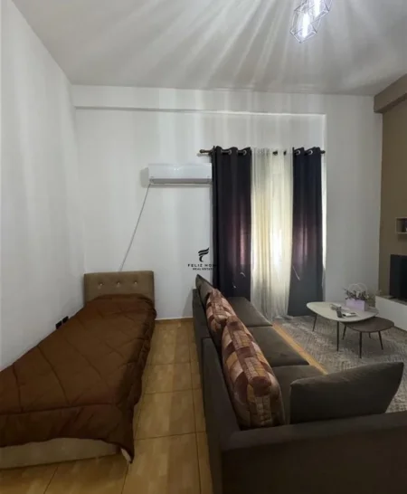 Tirane, jepet me qera apartament 1+1 Kati 1, 70 m² 550 € (SELVIA)