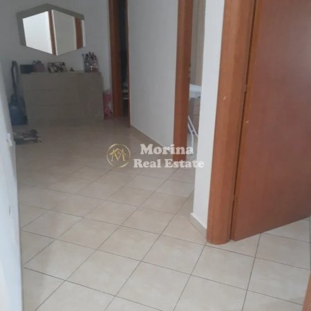 Tirane, jepet me qera apartament 2+1 Kati 1, 74 m² 350 € (Rruga Thoma Koxhaj)