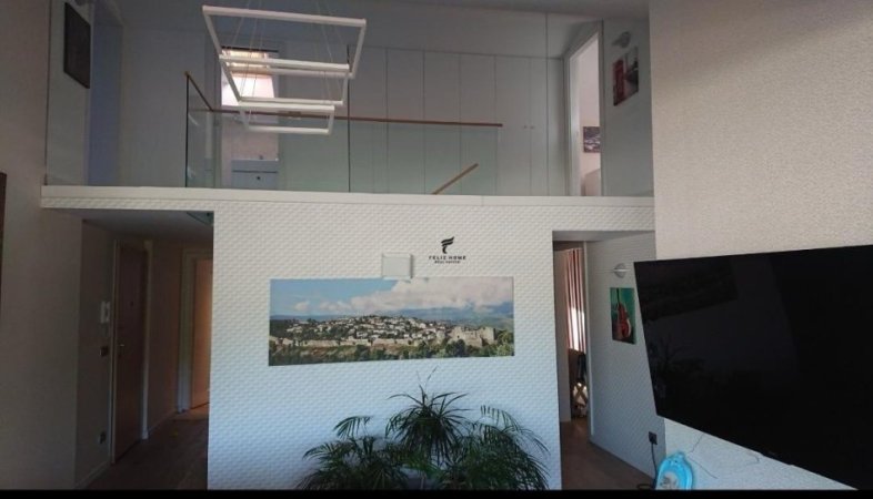 Tirane, shitet apartament Dublex Kati 5, 185 m² 385.000 € (LIQENI I THATE)