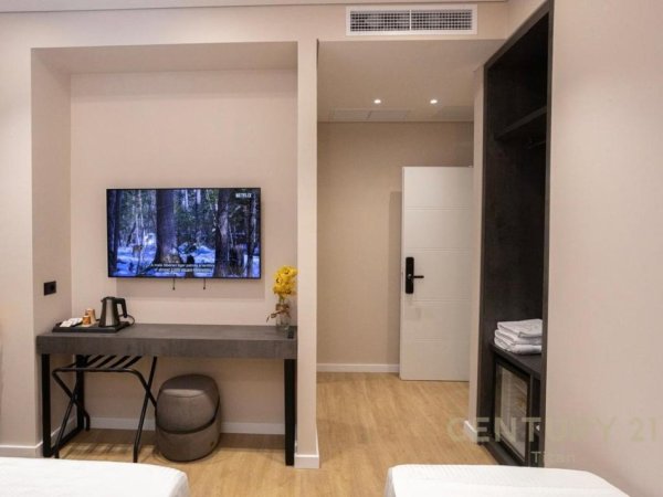 Vlore, shitet apartament 4+1+Ballkon Kati 2, 150 m² 250.000 € (Bulevardi ismail qemali)