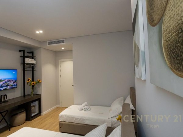 Vlore, shitet apartament 4+1+Ballkon Kati 2, 150 m² 250.000 € (Bulevardi ismail qemali)