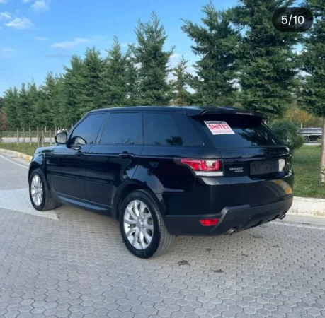 Vlore, shitet makine Range rover sport Nafte, e zeze automatik Klima 197.000 km